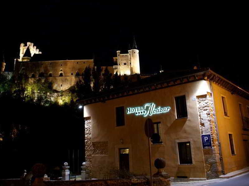 סגוביה Hotel Alcazar מראה חיצוני תמונה